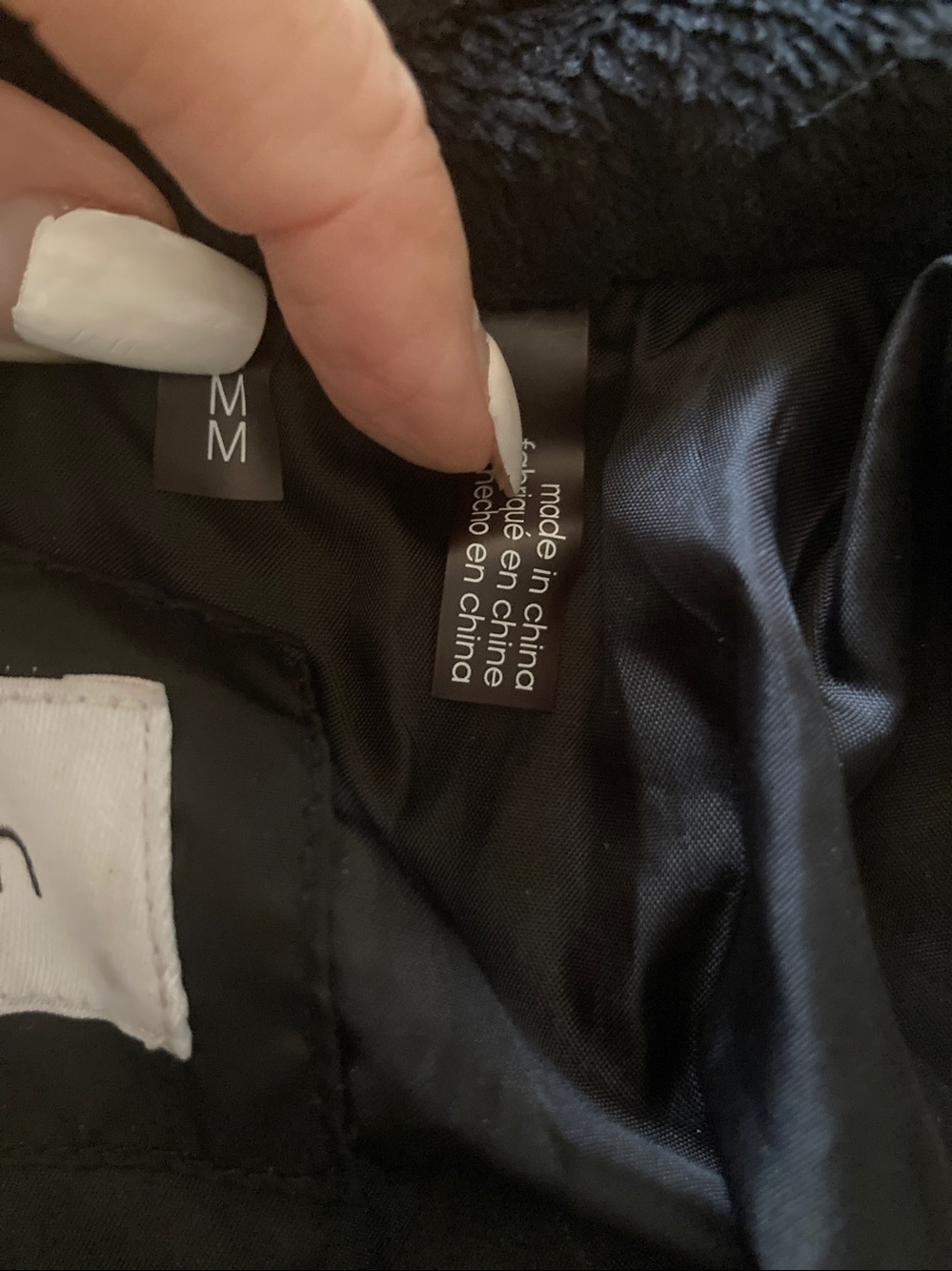 Calvin Klein Lightweight Quilted Jacket Size M 🖤 - Picture 10 of 12